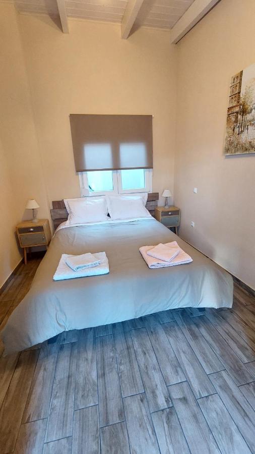 Ria'S Gardenview Apartment Ioannina Exterior photo